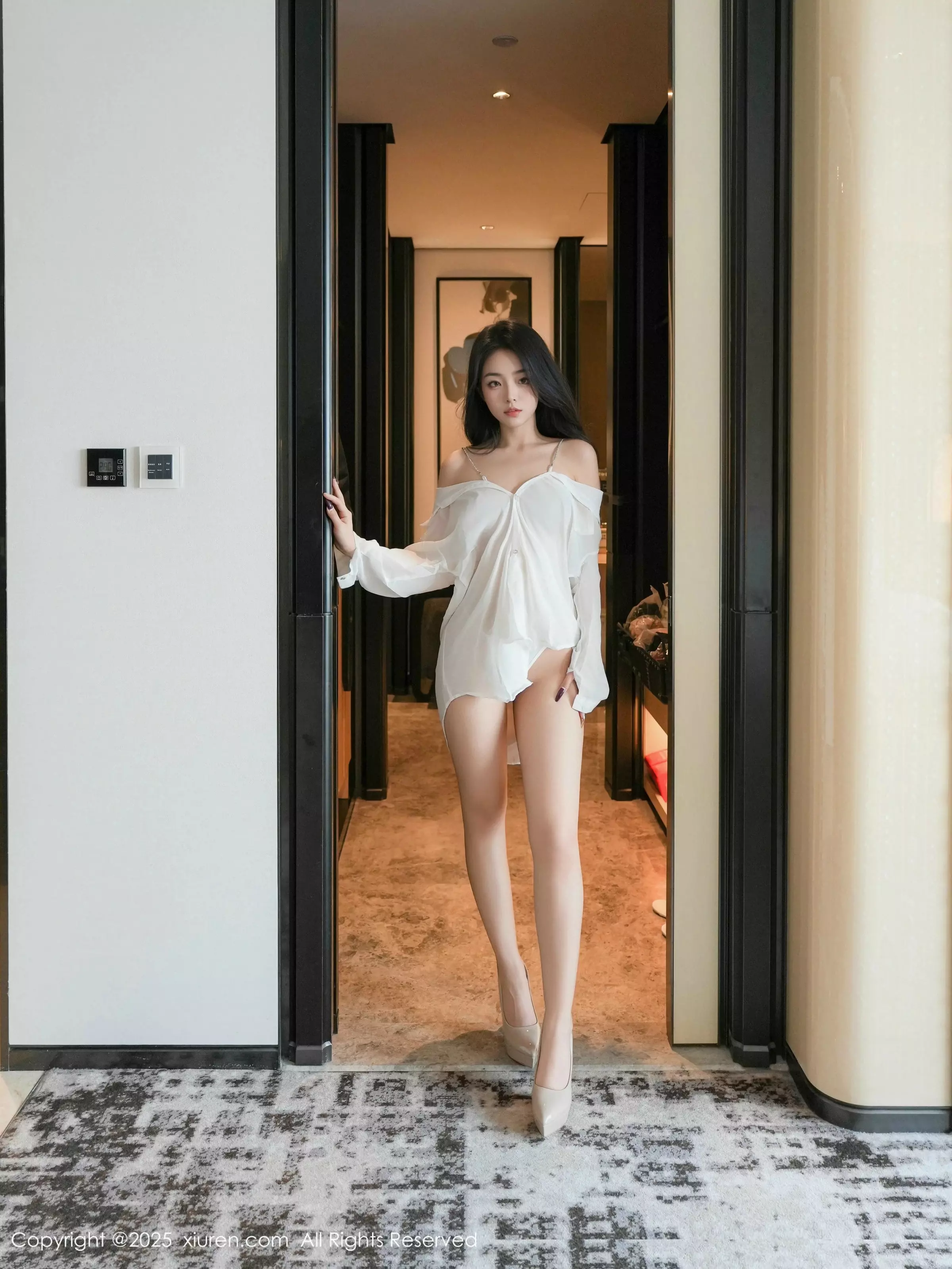 [XiuRen秀人网]第10025期白琮瑗写真-秀人资源网